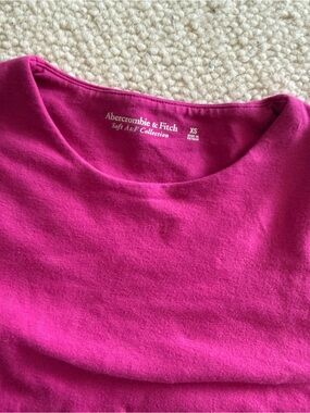 Abercrombie & Fitch Soft A&F Collection Fuchsia body